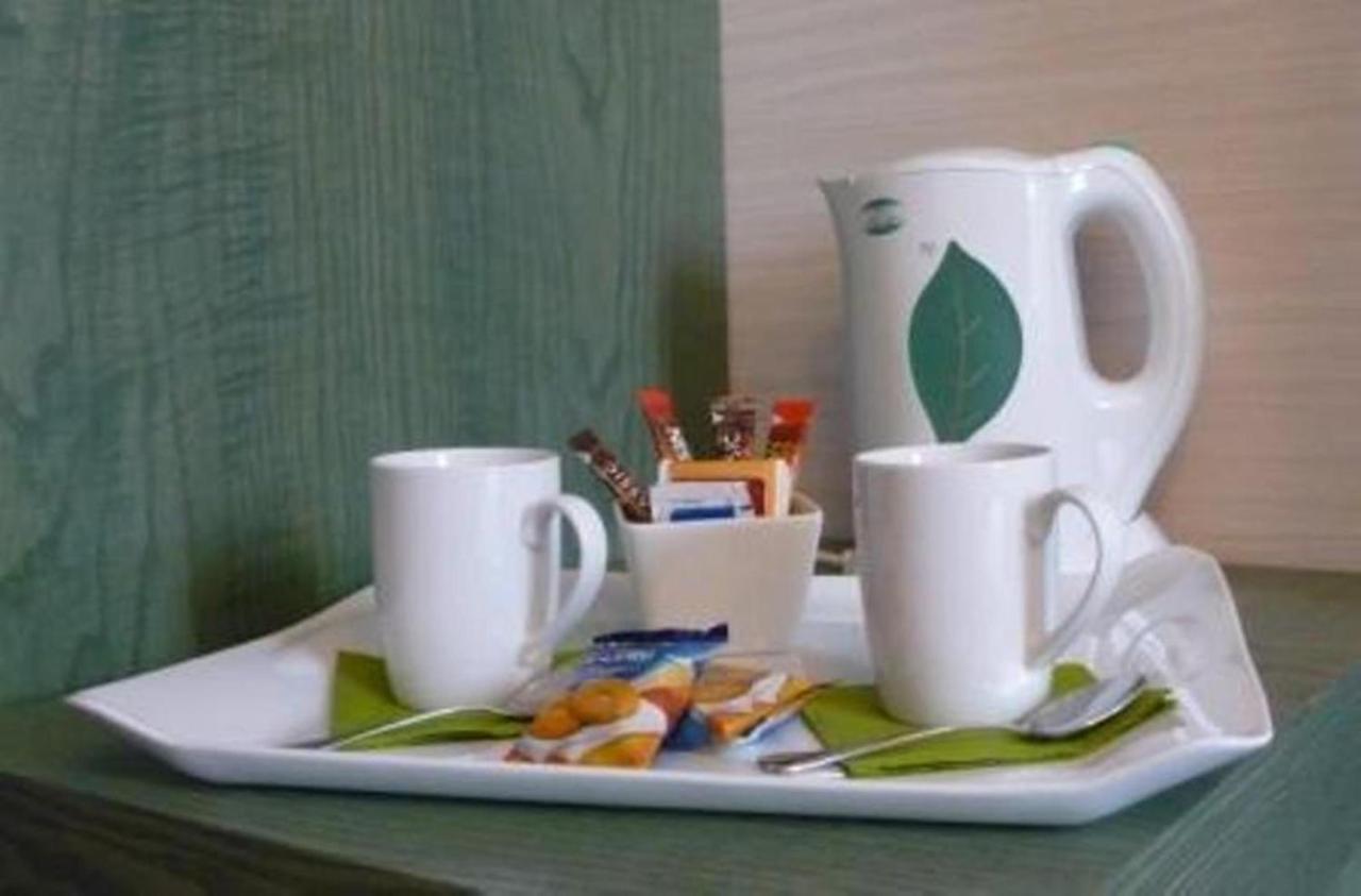 Best Western Ivrea Crystal Palace Banchette D'Ivrea Habitación foto